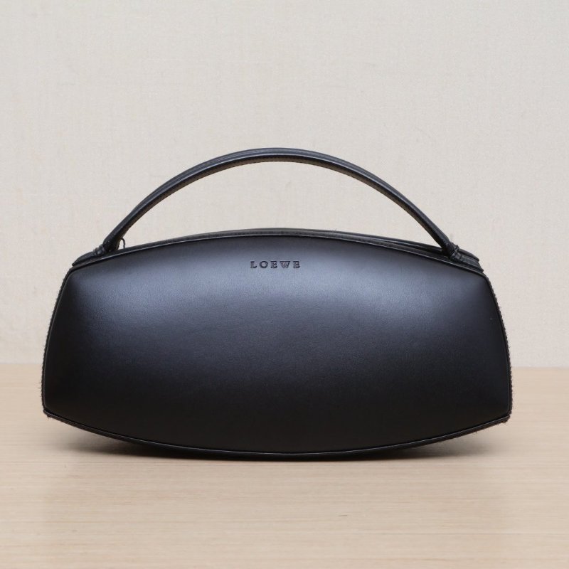 LOEWE 黑色牛皮中古博物館系列手提蛋蛋包肩背包-1