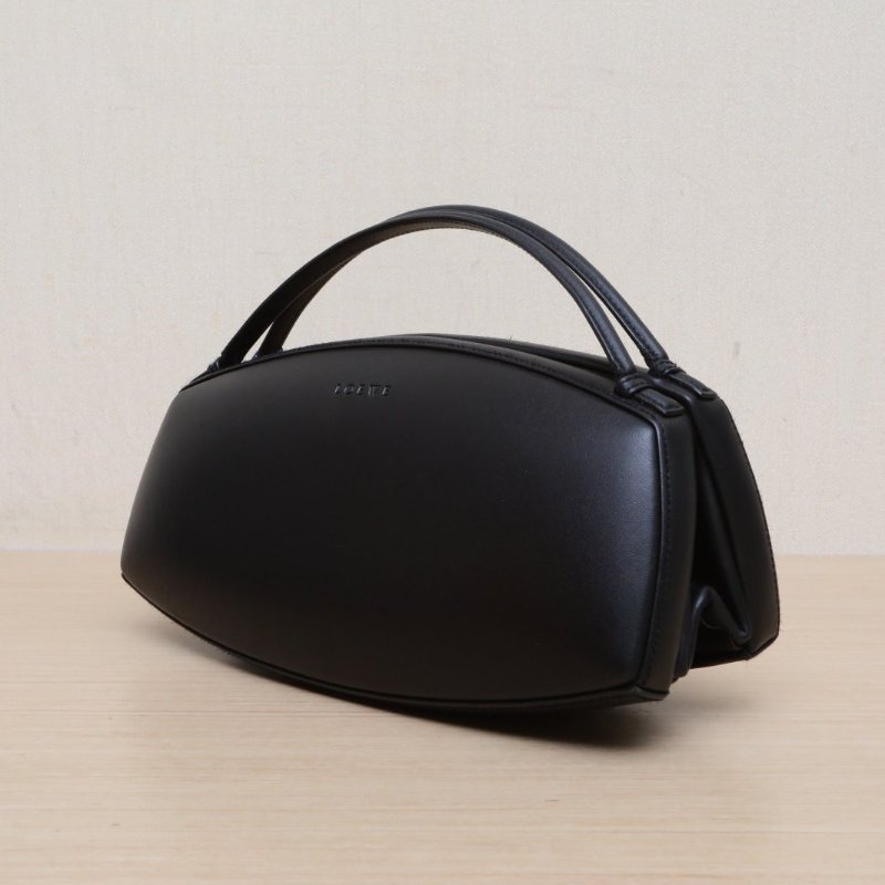 LOEWE 黑色牛皮中古博物館系列手提蛋蛋包肩背包-3