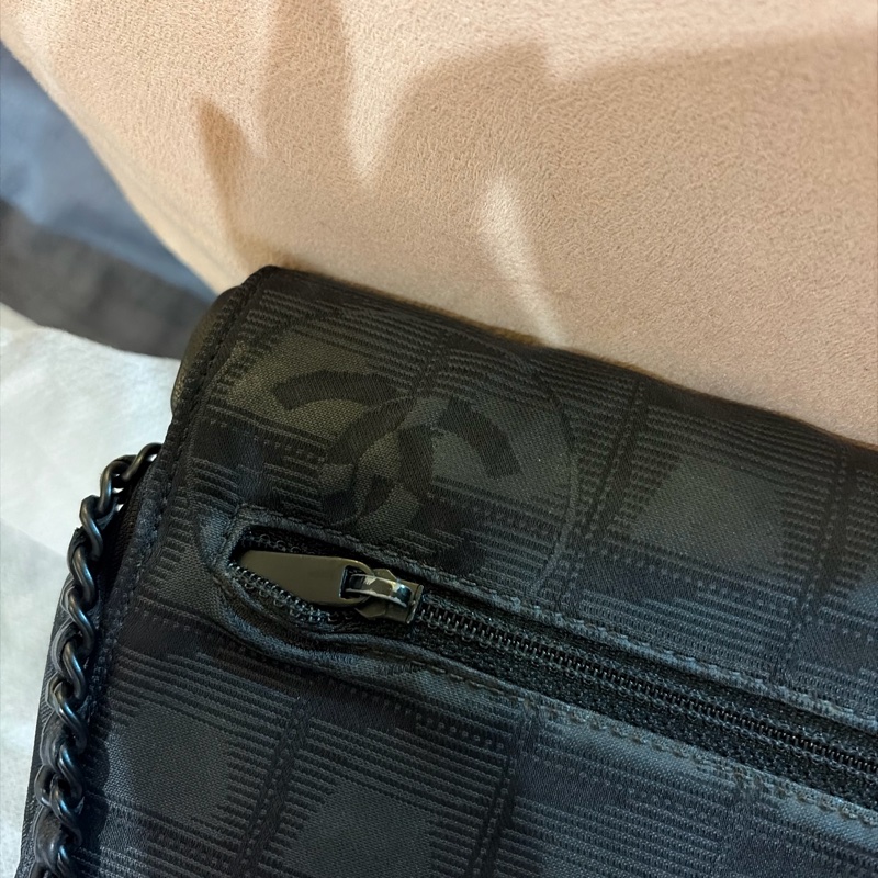Chanel vintage WOC-19