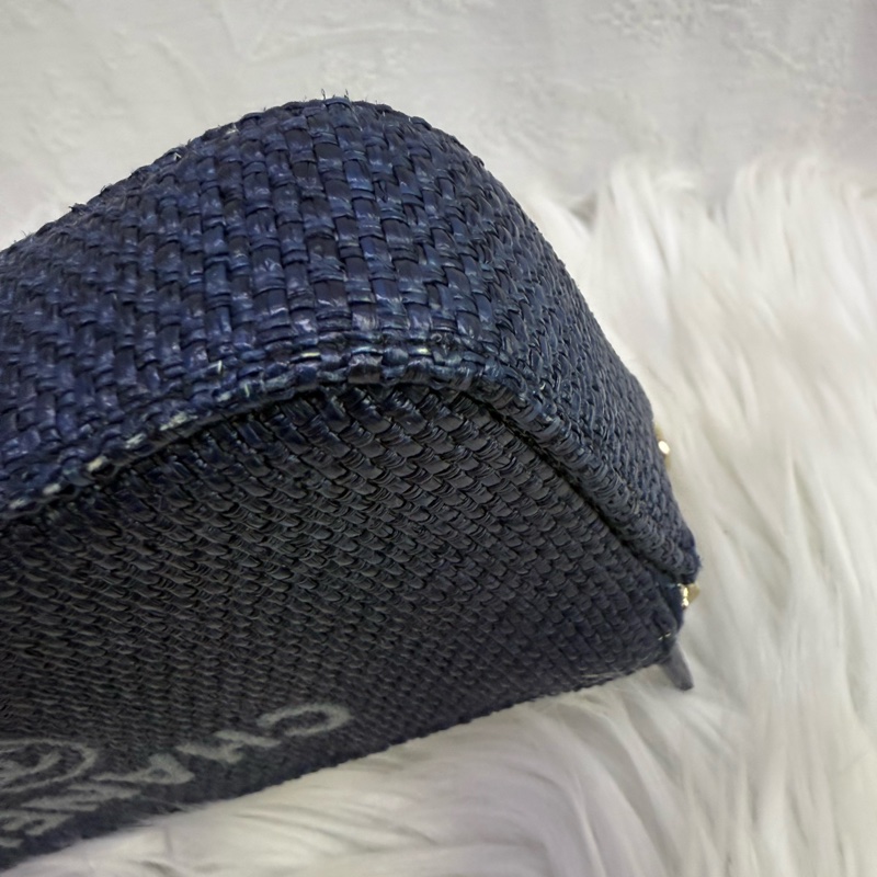 CHANEL WOC Wallet On Chain shoulder Bag-13