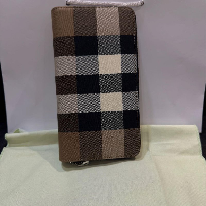 💎Han's house精品服飾💎Burberry 格紋 拉鍊 長夾 皮夾-3
