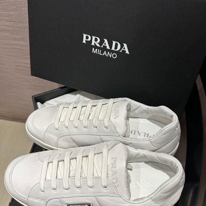 💎Han's house精品服飾💎 Prada 小羊皮 拼接 防水 尼龍 鞋-2