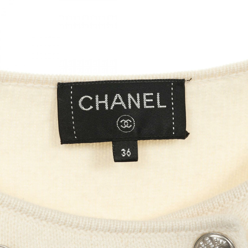 香奈兒 COCO 標誌水鑽紐扣針織外套 無色外套 P71364K10274 羊絨真絲 米色 二手 女-2