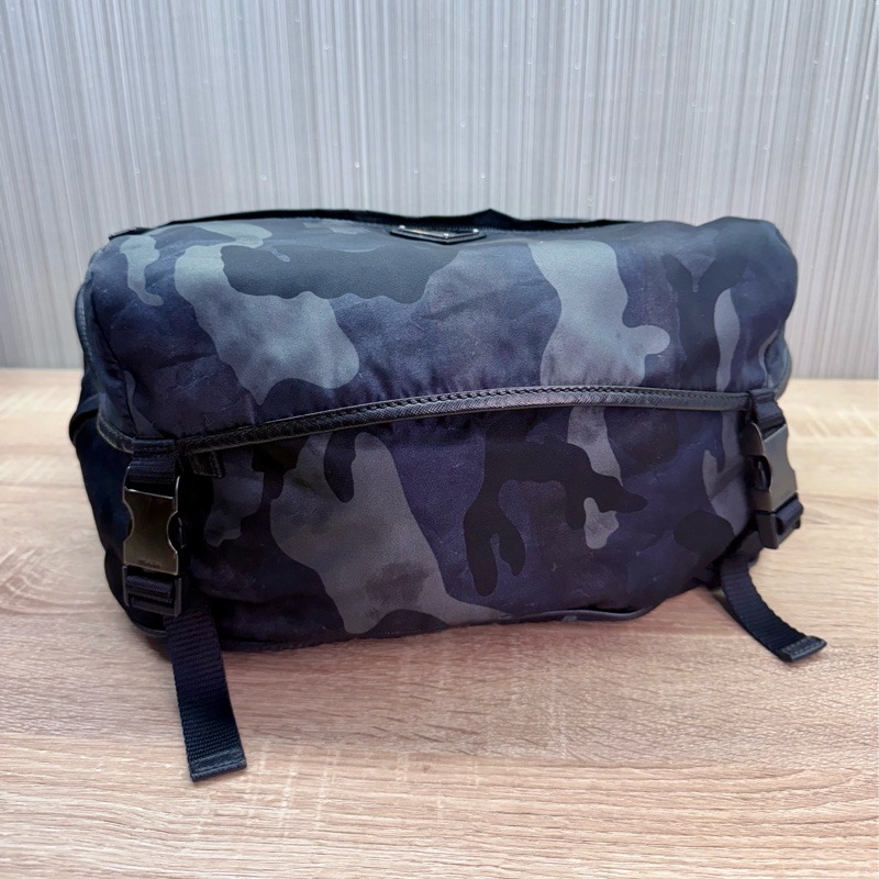 Prada VA0991 稀有限量絕版迷彩郵差斜背包-8