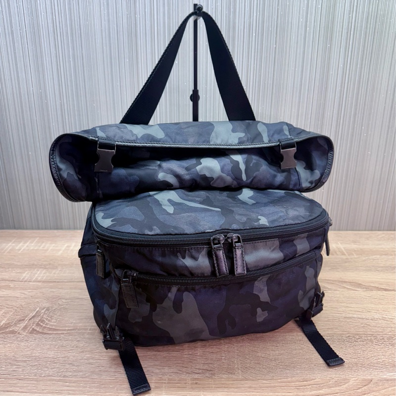 Prada VA0991 稀有限量絕版迷彩郵差斜背包-19