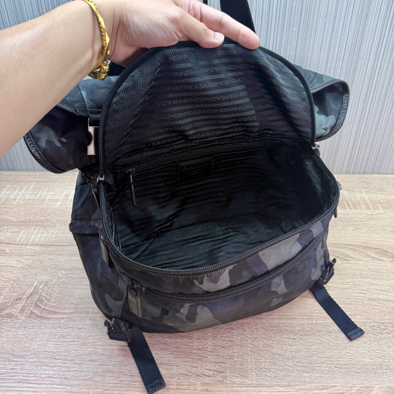 Prada VA0991 稀有限量絕版迷彩郵差斜背包-23