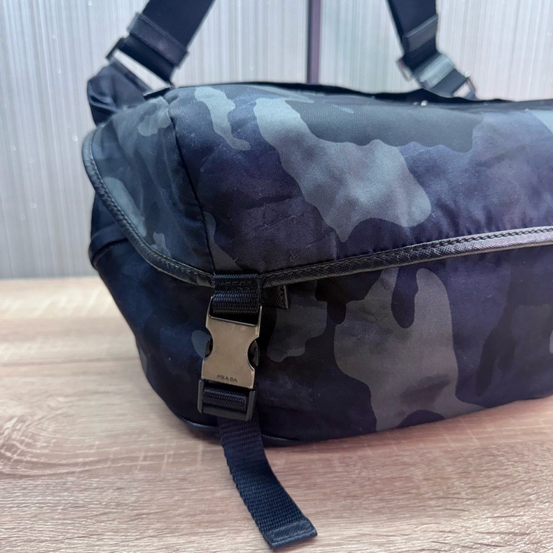 Prada 2VH991 稀有限量絕版迷彩郵差斜背包-4