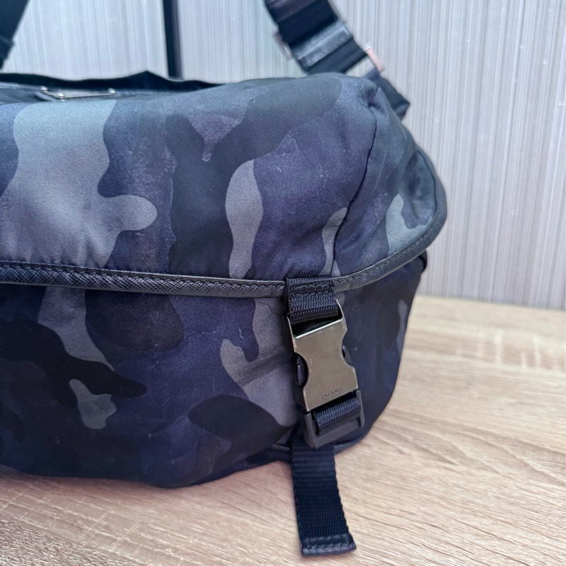 Prada 2VH991 稀有限量絕版迷彩郵差斜背包-5