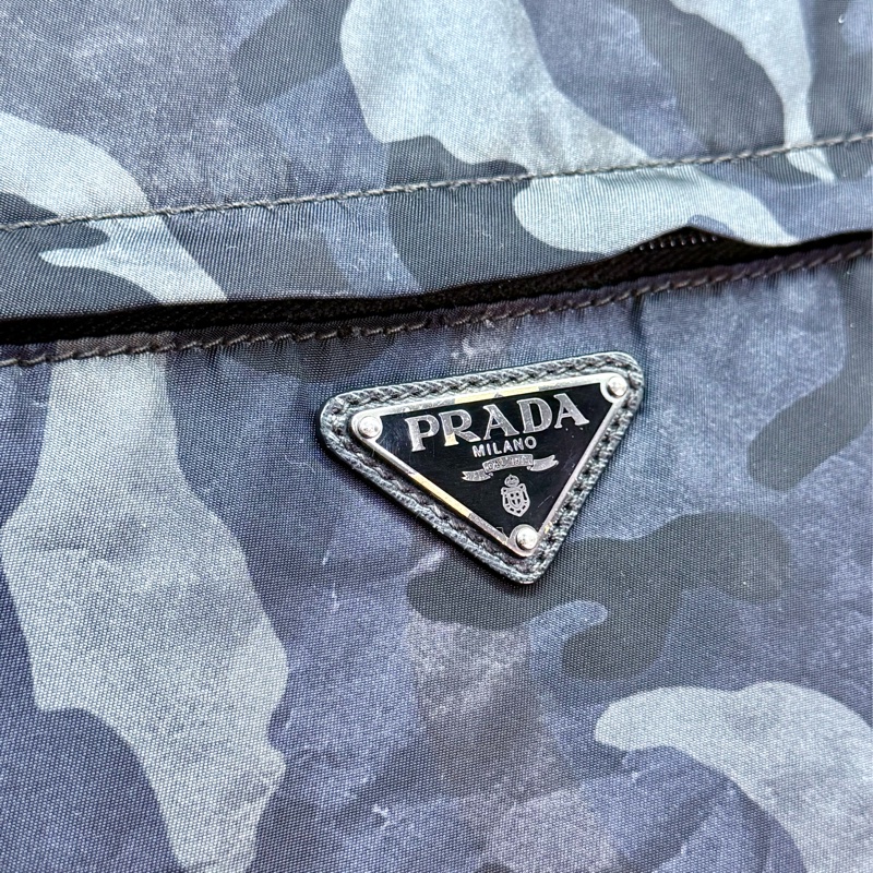 Prada 2VH991 稀有限量絕版迷彩郵差斜背包-12