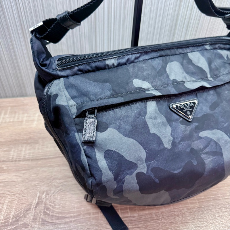 Prada 2VH991 稀有限量絕版迷彩郵差斜背包-13