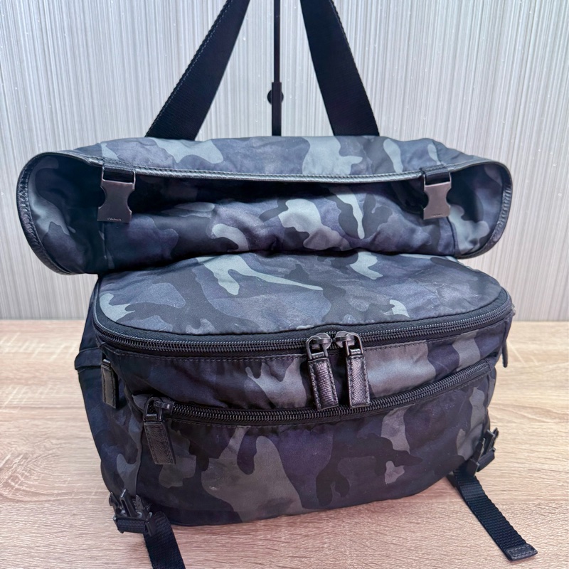 Prada 2VH991 稀有限量絕版迷彩郵差斜背包-18