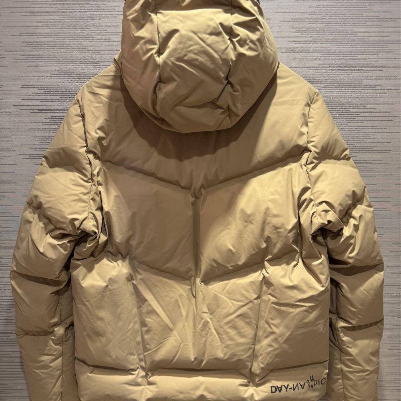 💎Han's house精品服飾💎moncler Arcesaz 滑雪系列 高機能 防水 羽絨外套 原價82500-2