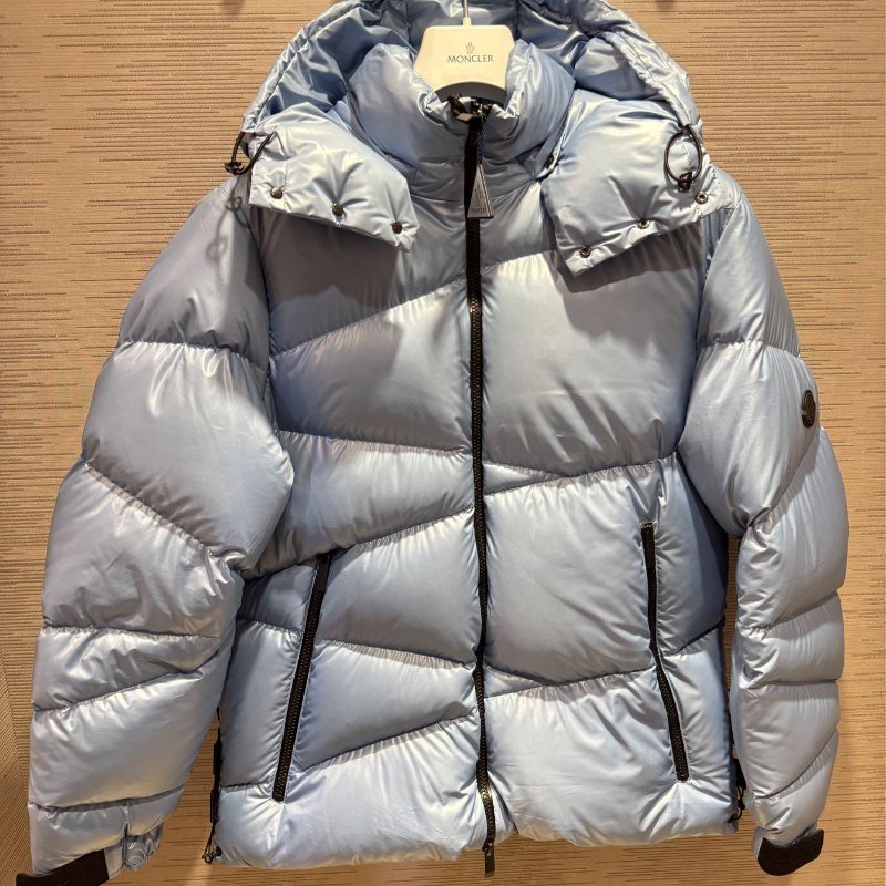 💎Han's house精品服飾💎moncler Yonne 羽絨 防風防水 連帽可拆外套原價64800-5