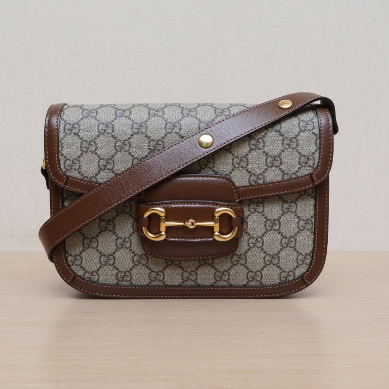 GUCCI Horsebit馬銜扣1955馬鞍包小號25棕色PVC金扣肩背包-1