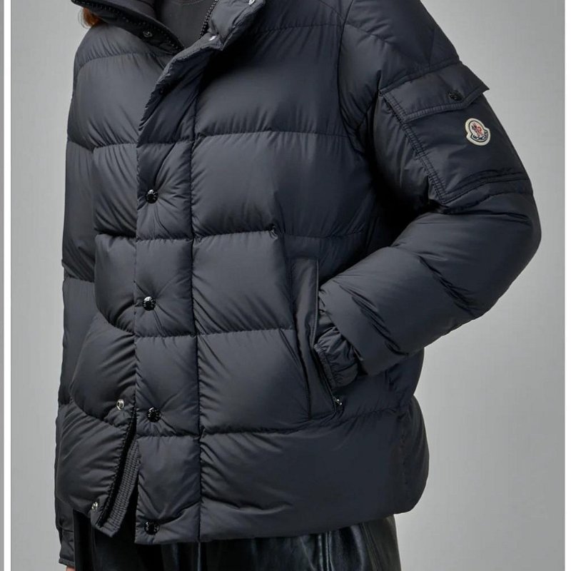 💎Han's house精品服飾💎moncler Vezere 羽絨 防風 防水 連帽 可拆 外套 黑色 原價80000-4