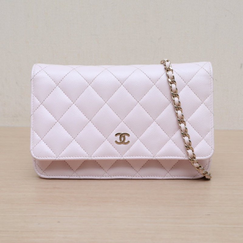 CHANEL CFWOC19粉色荔枝牛皮晶片開金扣肩背包-1