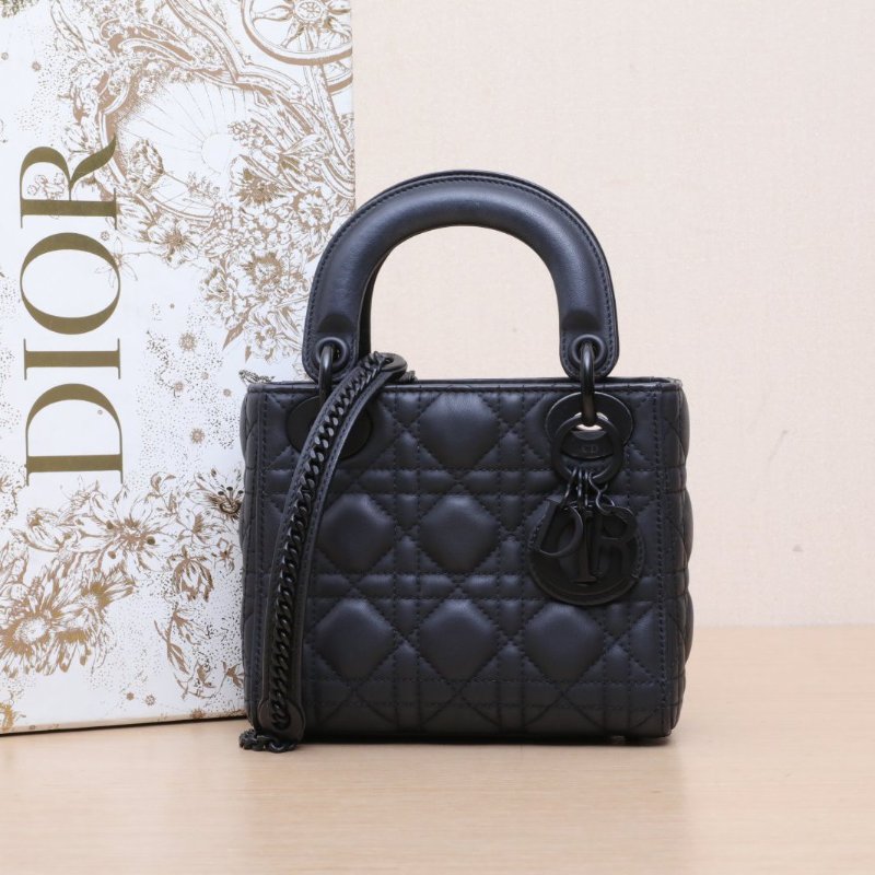DIOR Lady戴妃包三格黑色牛皮磨砂扣2020肩背包-0