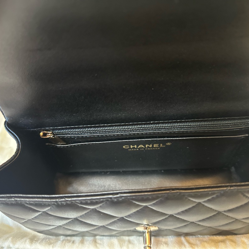 年末出清Chanel23K黑淡金手柄mini CF handle 閒置全新品-10