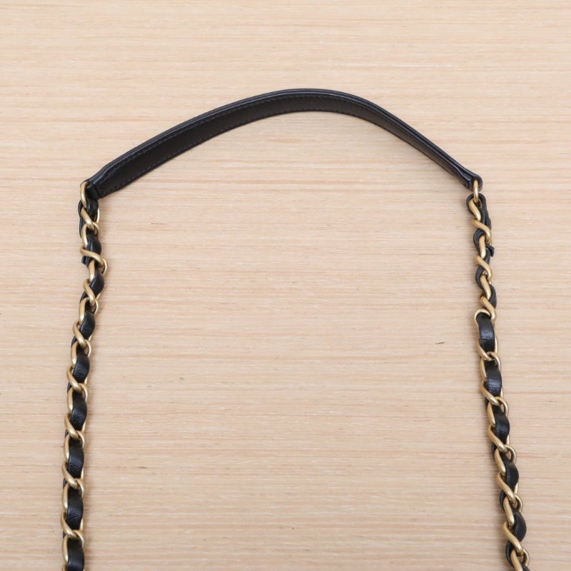 CHANEL 21S口蓋包20黑色羊皮31開金扣菱格紋金屬皮穿手柄肩背包-2