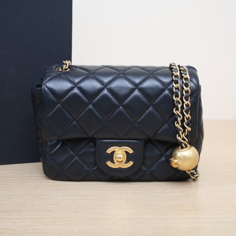 CHANEL CF口蓋包方胖子17黑色羊皮晶片開金扣金球調節扣肩帶肩背包-0