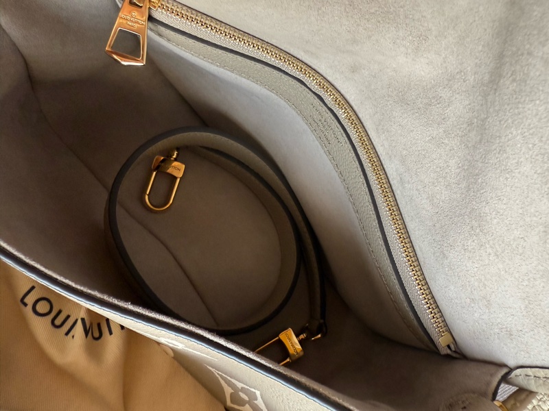 路易威登LV~M46583Daine斑鳩灰~法棍包-30
