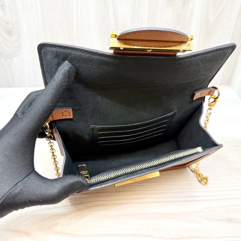 LV原花達芙妮鏈包M68746-9