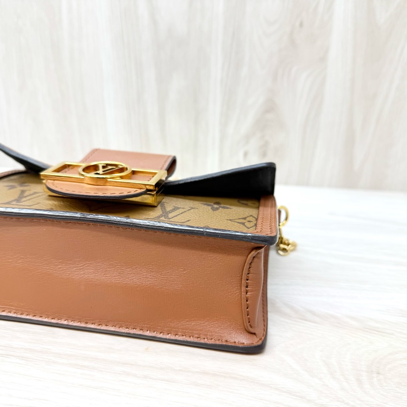 LV原花達芙妮鏈包M68746-17