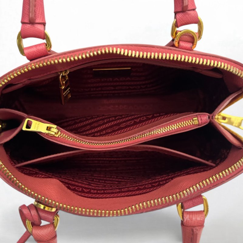 Prada 包包 Shoulder粉牛皮金扣手提斜背包-5