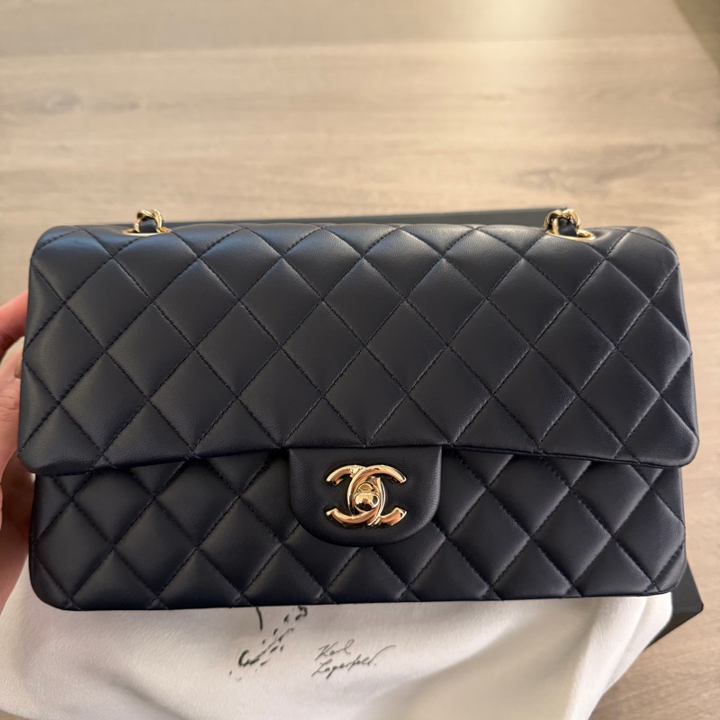 Chanel 香奈兒 Classic Flap CF25 中號 全配羊皮海軍藍淡金釦-3