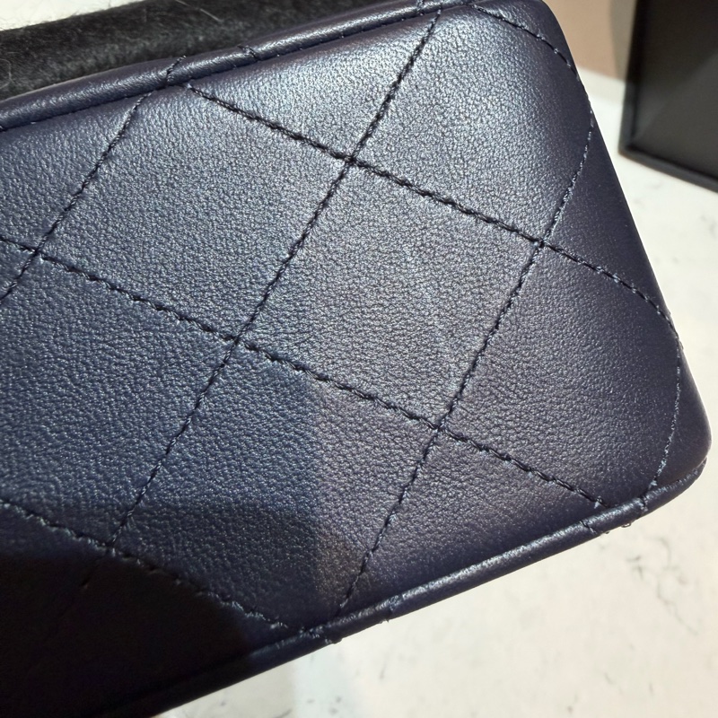 Chanel 香奈兒 Classic Flap CF25 中號 全配羊皮海軍藍淡金釦-15