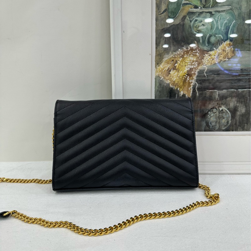 YSL聖羅蘭黑金荔枝紋牛皮信封包單肩鏈條包 logo的金屬有輕微有褪色 尺寸:22*3*14cm-1