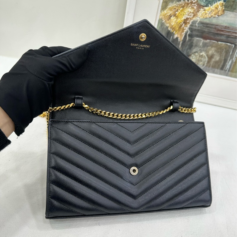 YSL聖羅蘭黑金荔枝紋牛皮信封包單肩鏈條包 logo的金屬有輕微有褪色 尺寸:22*3*14cm-6