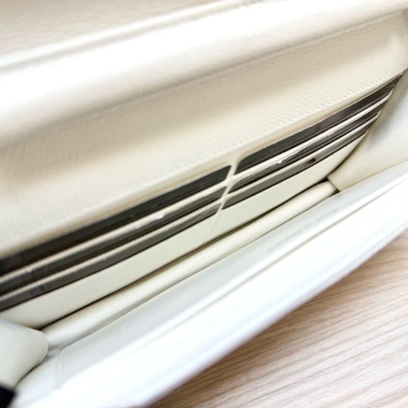 CHANEL白色荔枝皮淡金釦下蓋WOC AP0250-10