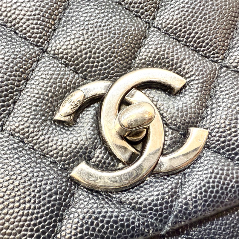 CHANEL黑荔枝銀釦拚蜥蜴皮手把coco handle28-20