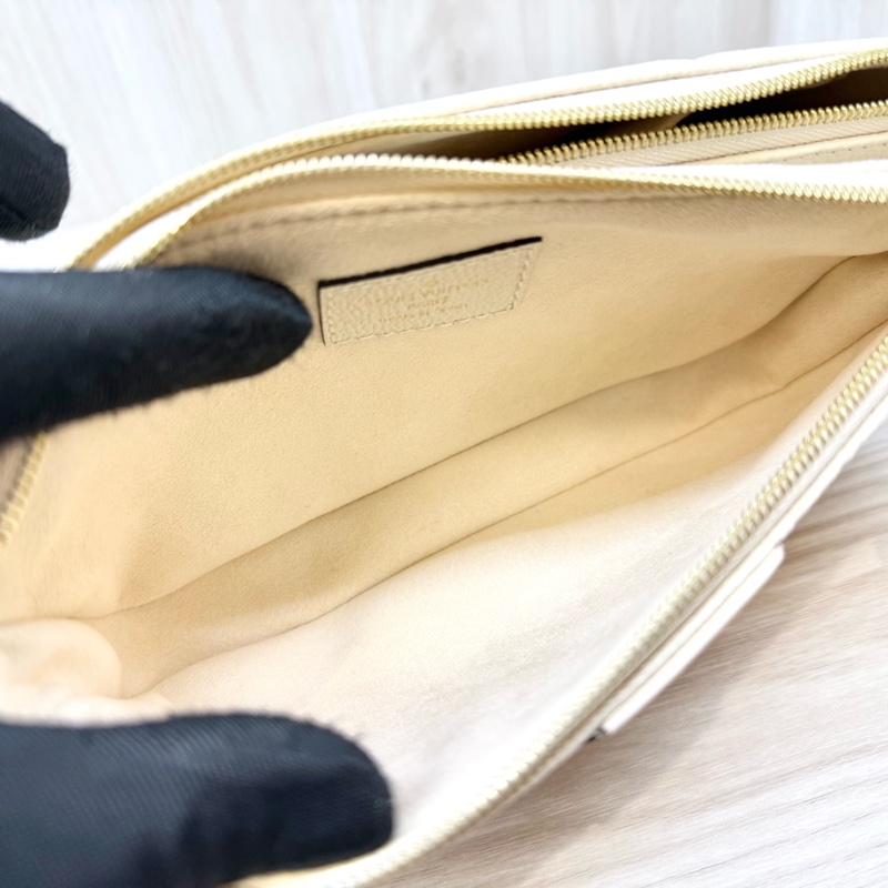 LV奶油白牛皮麻將包Multi Pochette Accessoires/M46568-8