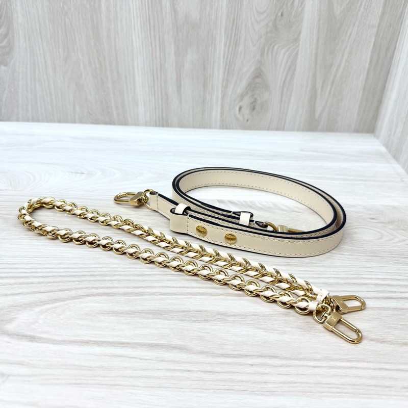 LV奶油白牛皮麻將包Multi Pochette Accessoires/M46568-9