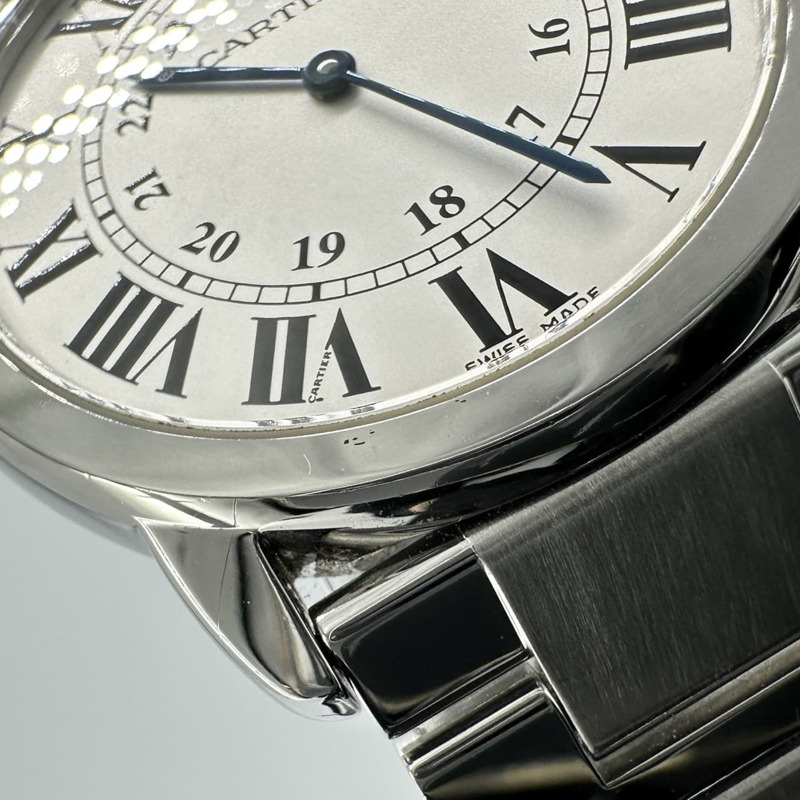 卡地亞 Rondo Solo LM de W6701005 男士腕錶,附日期顯示,石英機芯,不鏽鋼錶殼,白色和銀色錶盤-4