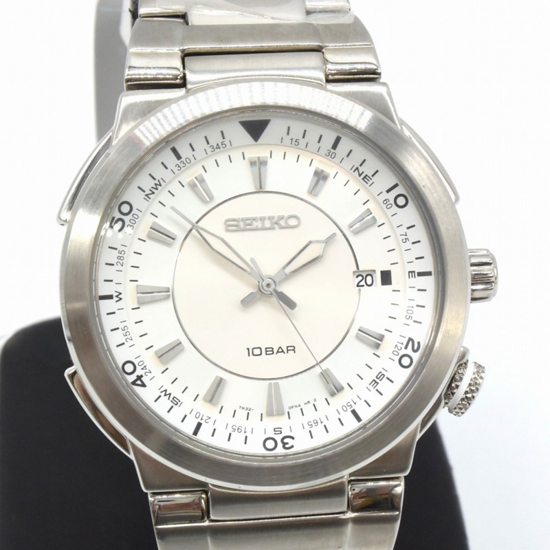 全新精工國際系列 7N32-0DN0 男士不鏽鋼腕錶,附日期顯示、10 ATM 防水、指南針、白色錶盤、銀色 (ITGLRU3Y3W0I)-0