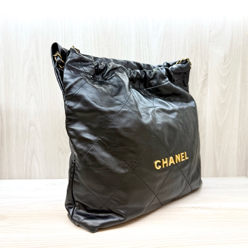 CHANEL黑金牛皮中號22包/AS3261-3