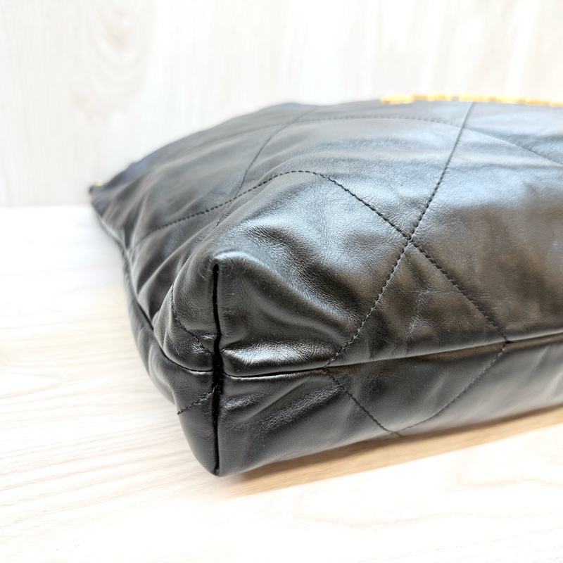 CHANEL黑金牛皮中號22包/AS3261-7