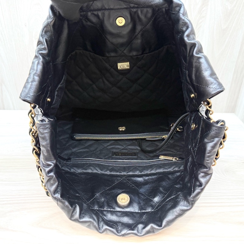 CHANEL黑金牛皮中號22包/AS3261-10