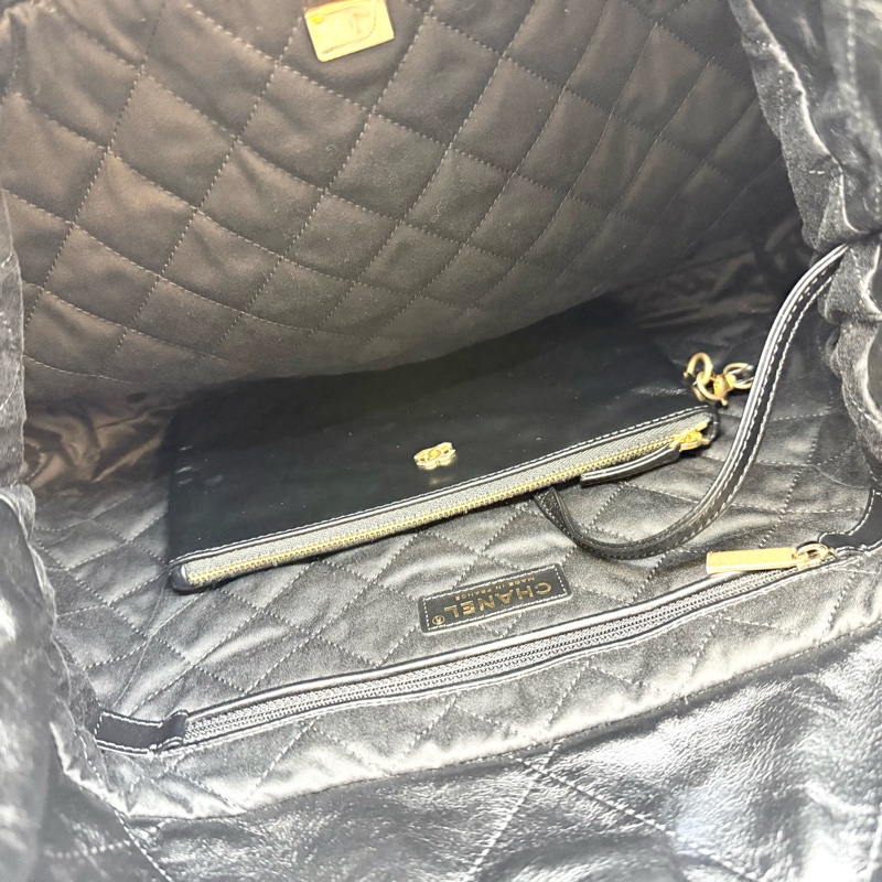 CHANEL黑金牛皮中號22包/AS3261-11