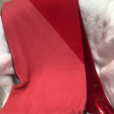 Chanel 粉紅拼色Cashmere 頸巾 XB936