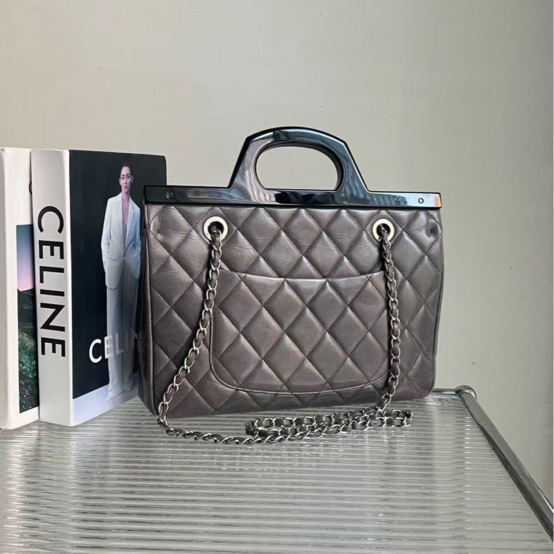 98新Chanel / 香奈兒中古高級灰色拼黑色衣架包,耐磨油蠟牛皮材質,鐳射20開,尺寸:31*25*9cm-2