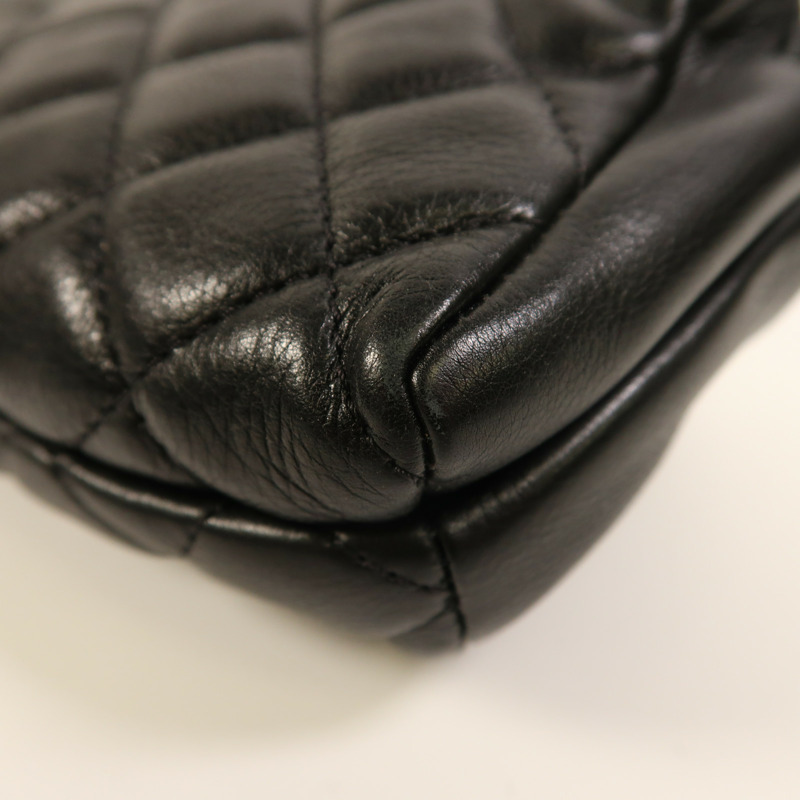 CHANEL 羊皮皮革Waist Bag銀扣腰包-11