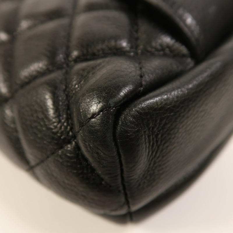 CHANEL 羊皮皮革Waist Bag銀扣腰包-13