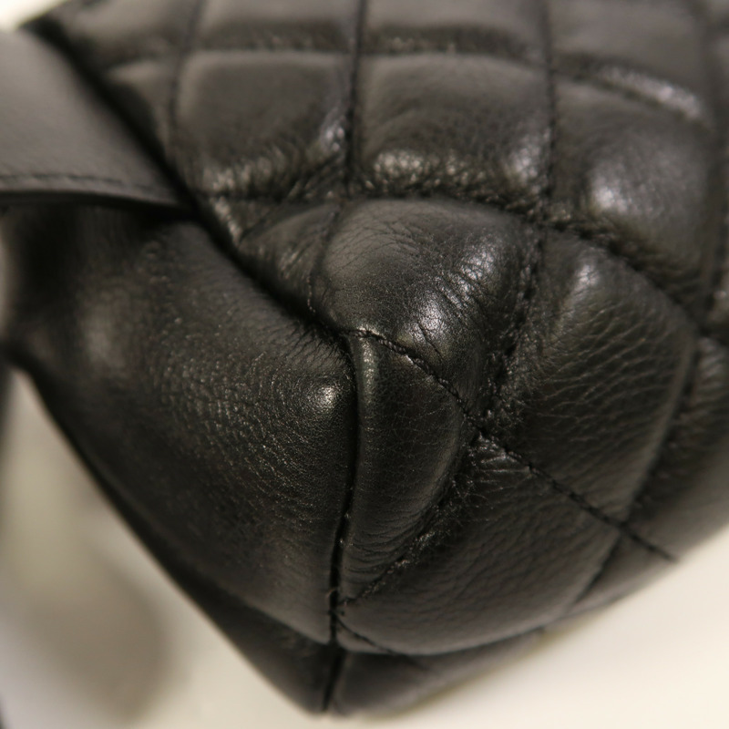 CHANEL 羊皮皮革Waist Bag銀扣腰包-14