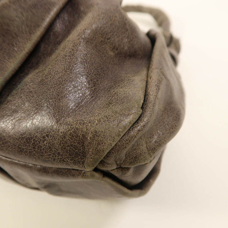 Miu Miu 牛皮皮革Shoulder Bag銀扣肩背袋-10