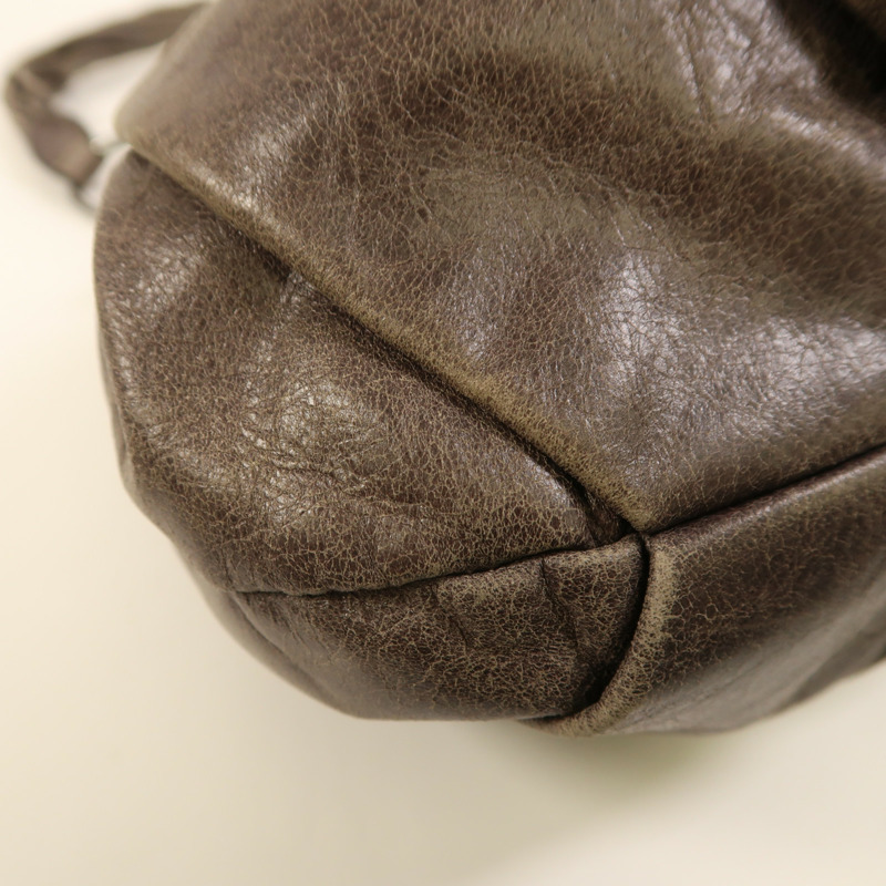 Miu Miu 牛皮皮革Shoulder Bag銀扣肩背袋-11