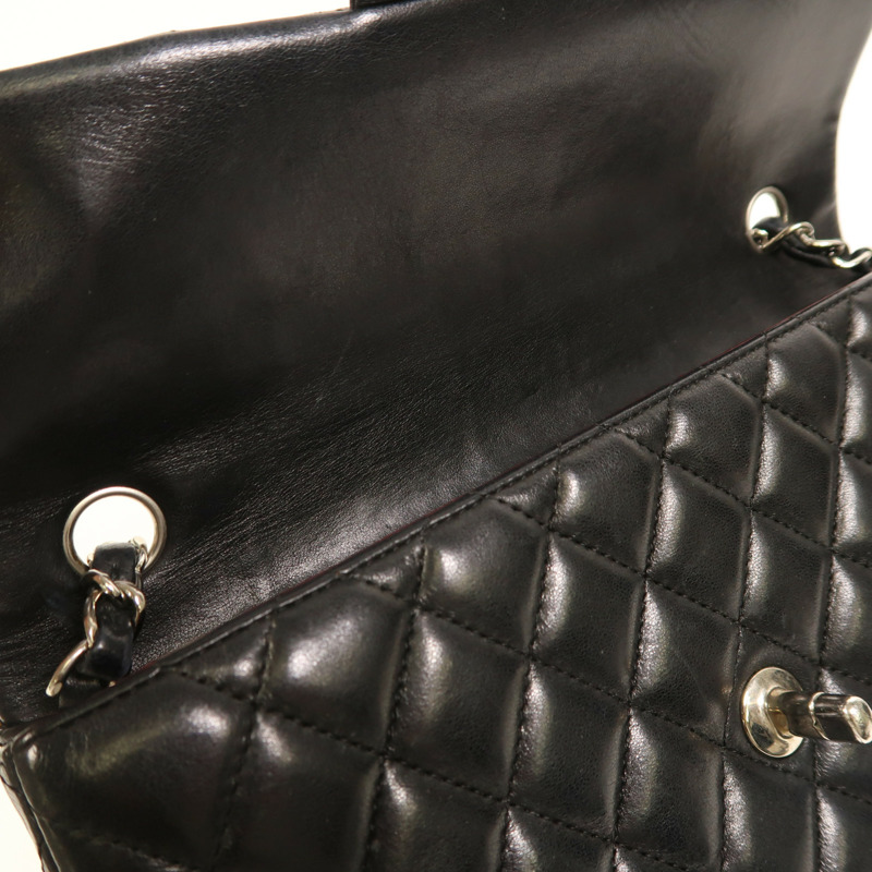 CHANEL 羊皮皮革Chain Shoulder銀扣鏈帶肩背袋-15